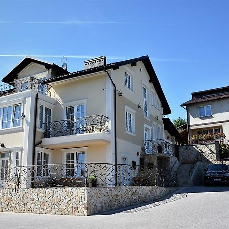 Willa Rozana - Apartamenty I Pokoje Goscinne Sandomierz Esterno foto